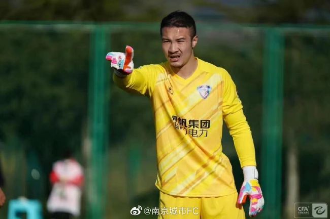 年轻的女性主导3-2020